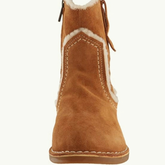 SOLD OUT UGG CATICA Western Style Ankle Boots S-9. - Picture 8 of 12